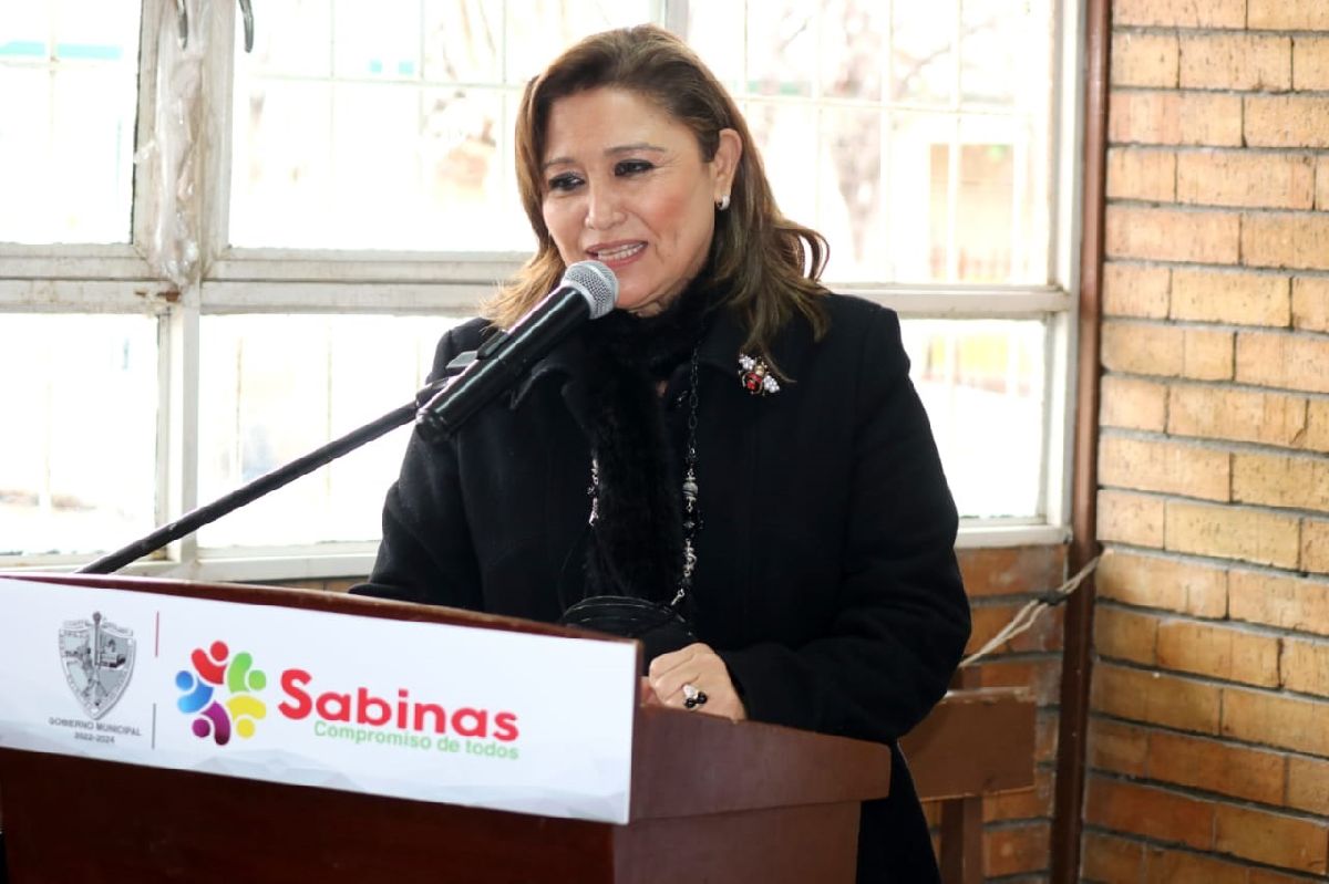 Celebra Diana Haro aniversario de la creación del  municipio trabajando