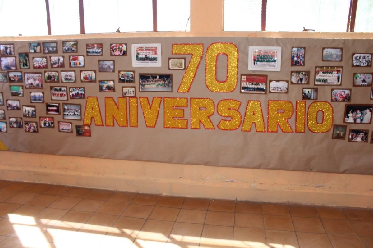 Asiste Elisa Saucedo a festejo de 70 aniversario