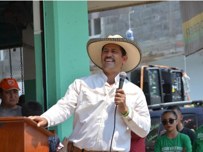 Asesinan a alcalde de Aguililla, Michoacán