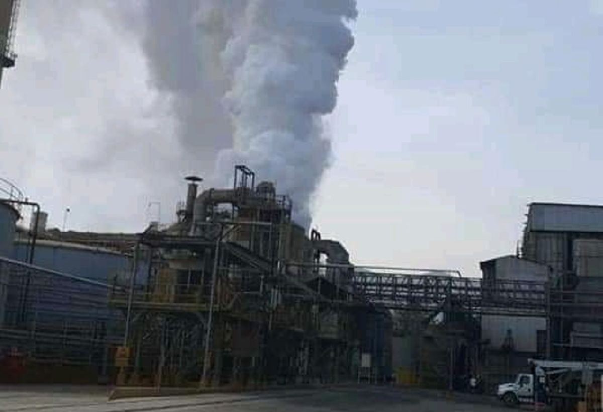 Fuga de trióxido de azufre causa alarma en Torreón