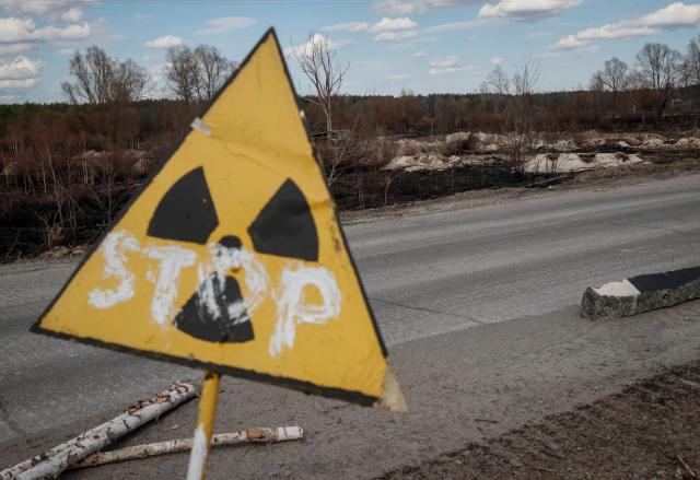 Ucrania acusa a soldados rusos de robar sustancias radioactivas de Chernóbil
