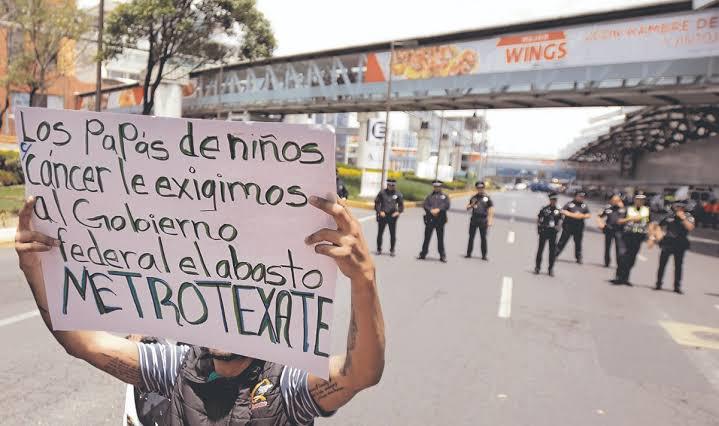 Crisis de salud en México negligencia del gobierno de AMLO
