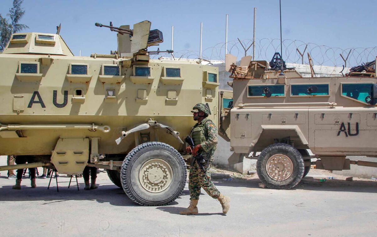 Biden restablece presencia de tropas de EU en Somalia