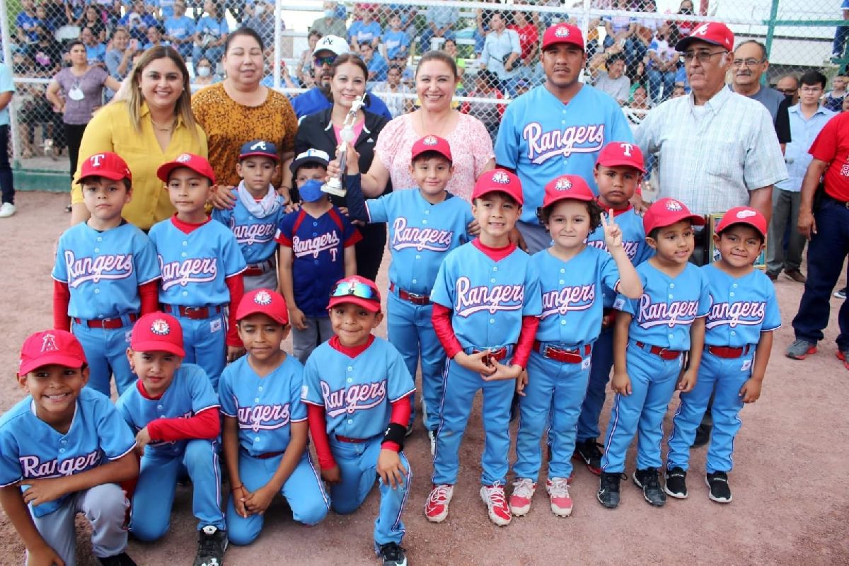 Inauguró alcaldesa Diana Haro liga infantil de beisbol