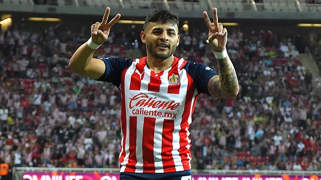 Alexis Vega renueva con las Chivas hasta el 2024