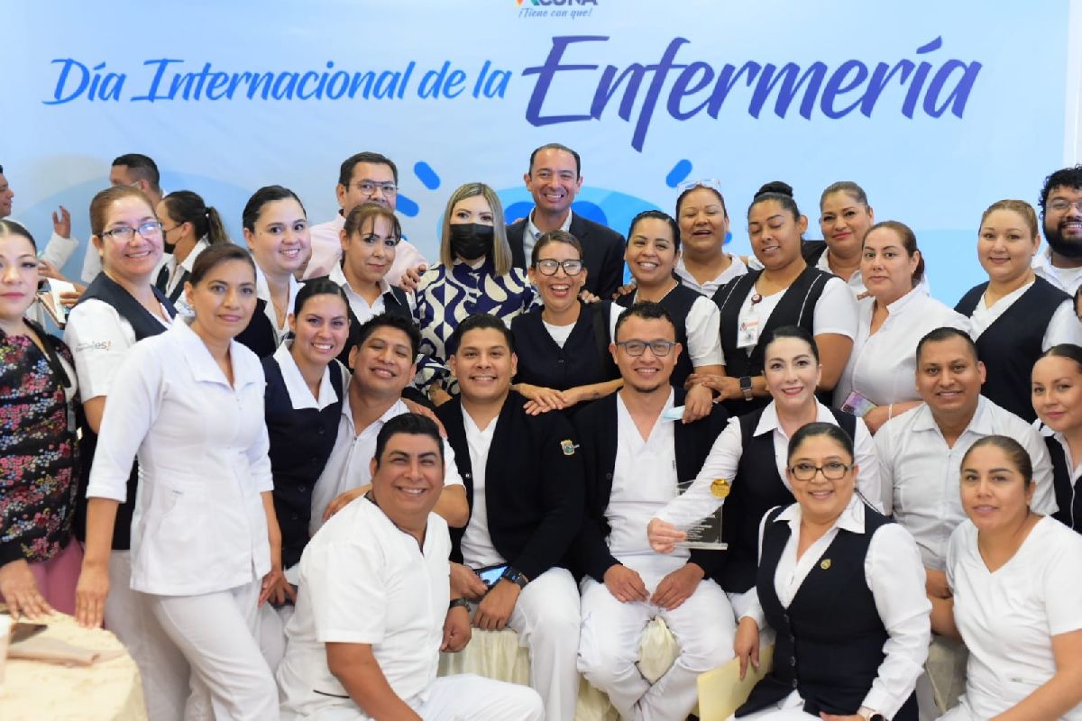 Encabeza Emilio festejo por el día internacional de la enfermería