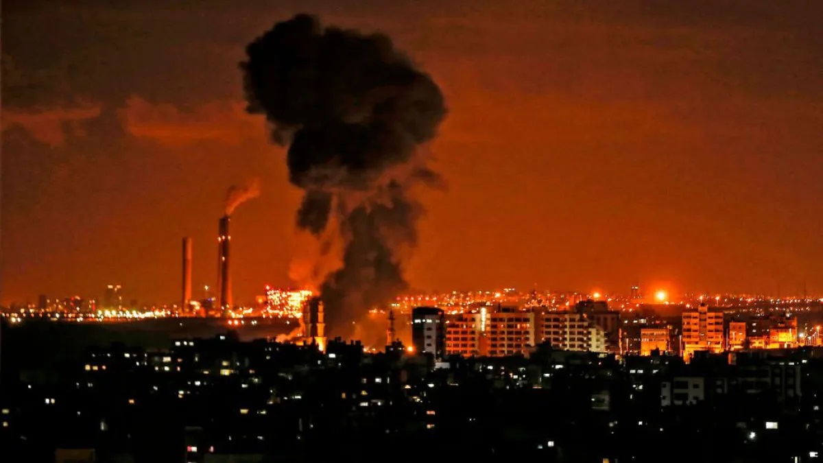 Israel ataca blancos de Hamas en Gaza tras lanzamiento de cohetes