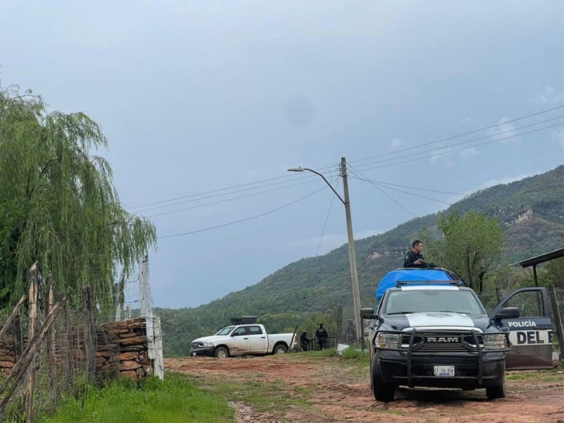 Comando secuestra por error a familia en Chihuahua; entre víctimas hay 3 menores