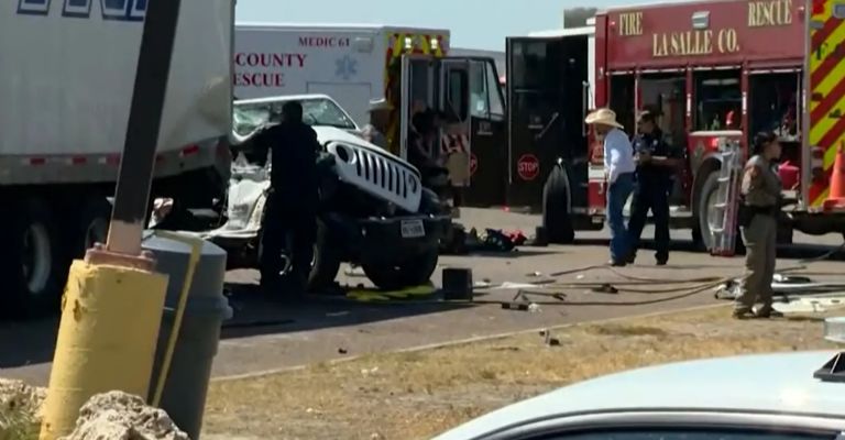 Cuatro migrantes mueren en accidente de tránsito; querían evitar un control fronterizo en Texas