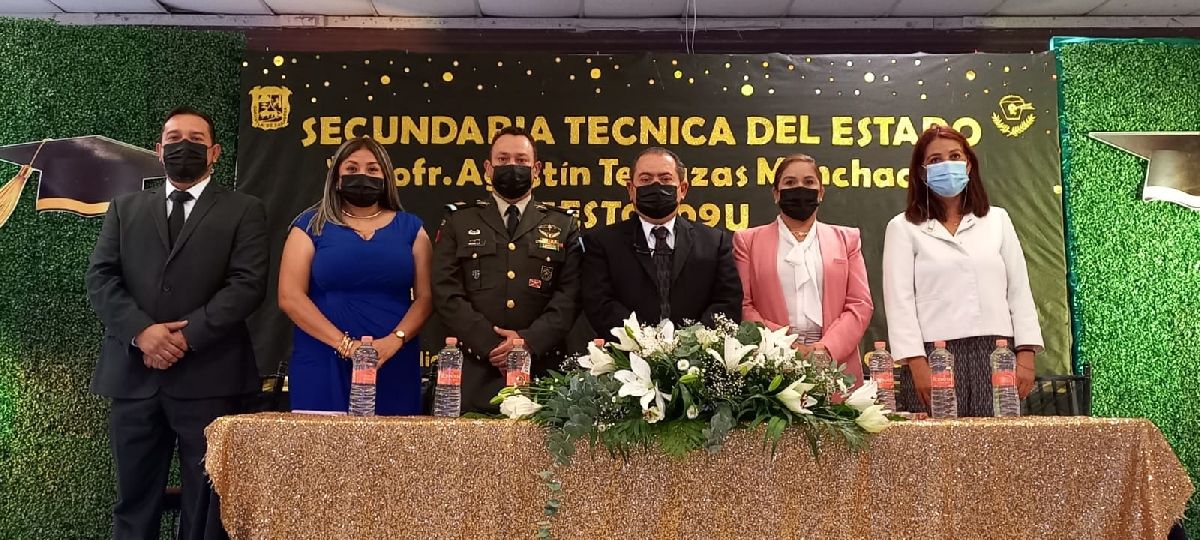 Culminan sus estudios alumnos de la secundaria del estado Agustín Terrazas Menchaca