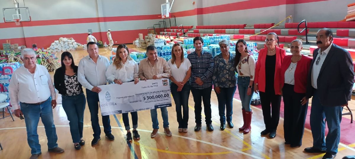 Entrega Congreso del Estado donativo de  300 mil pesos a Múzquiz 
