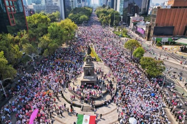 Se vuelca México en defensa del INE
