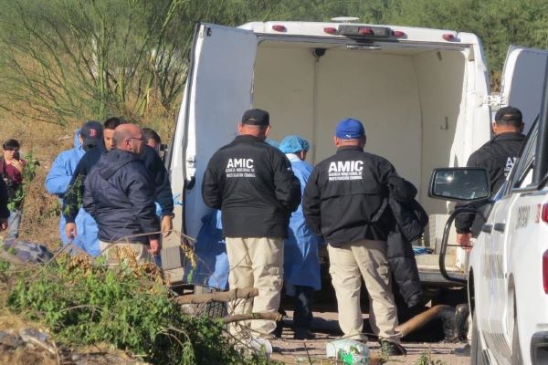Encuentran hoguera con cinco jóvenes calcinados en Sonora; tres eran menores