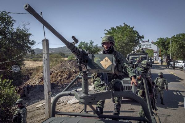 Mil 500 soldados llegan a Culiacán para reforzar seguridad