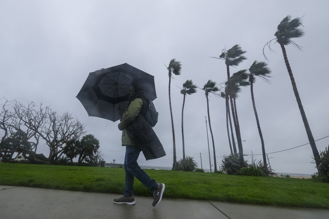 Declaran emergencia en California por “bomba ciclónica”