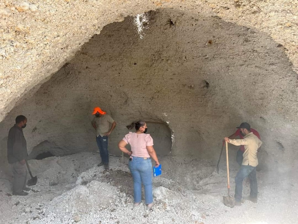 Hallan restos humanos en cueva del cerro de San Juan en Nayarit