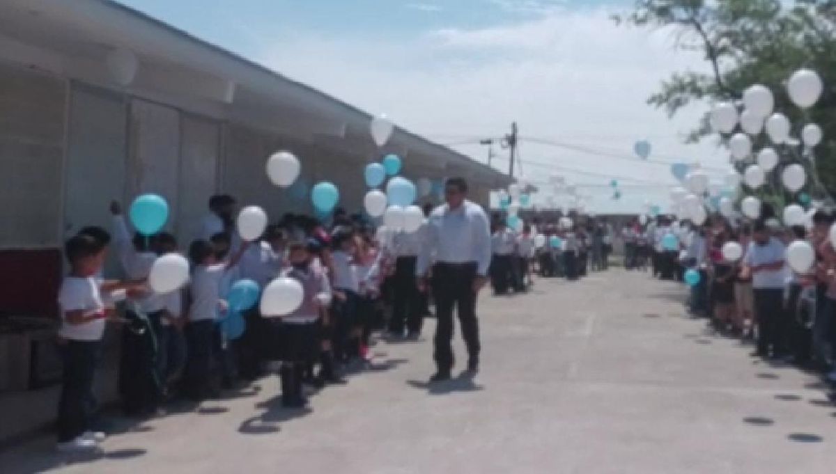 Le dan último adiós a Iram Gilberto en escuela Lázaro Cárdenas
