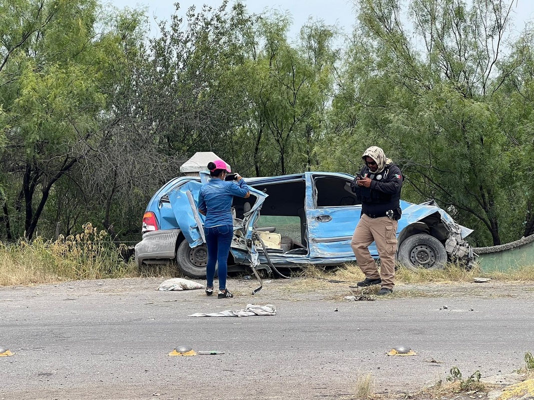 Del accidente hay tres heridos graves, dos de ellos menores de edad.