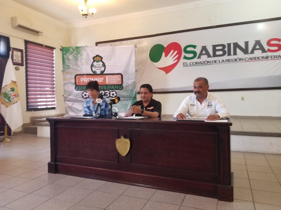 Esperan 200 niños en curso Santos-PRONNIF y municipio de Sabinas