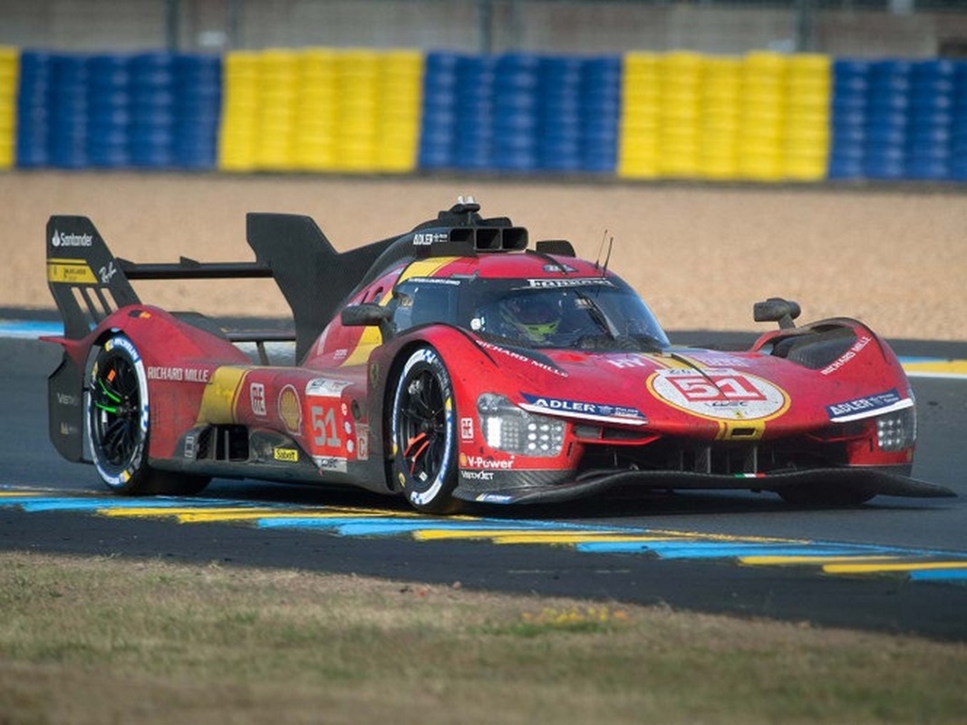 Ferrari triunfa en Le Mans 50 años después