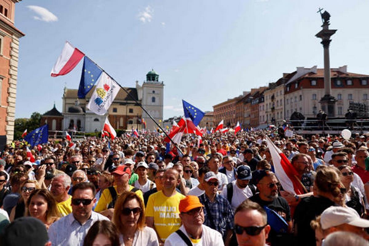 Medio millón de personas se manifestaron en Varsovia