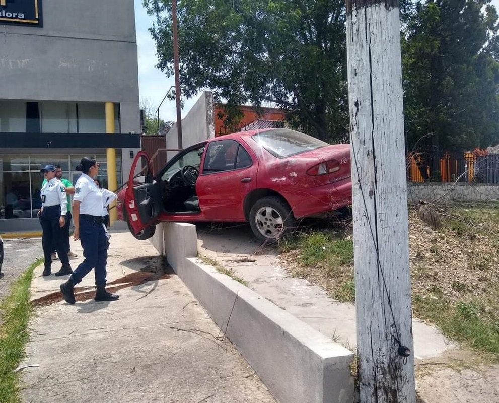 Sorprende la muerte a hombre quincuagenario al conducir en Piedras Negras