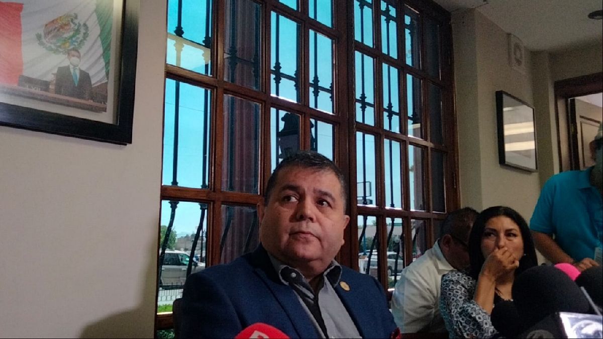 Se adelantará quince días el último informe del gobernador Miguel Ángel Riquelme Solís para que se tome la protesta al mandatario electo Manolo Jiménez Salinas