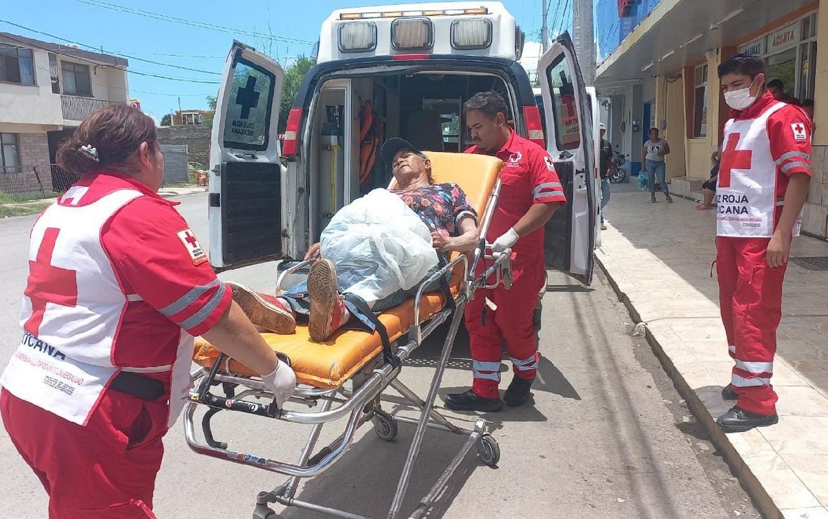 Le pega golpe de calor a “Juanita” la trasladan al SS