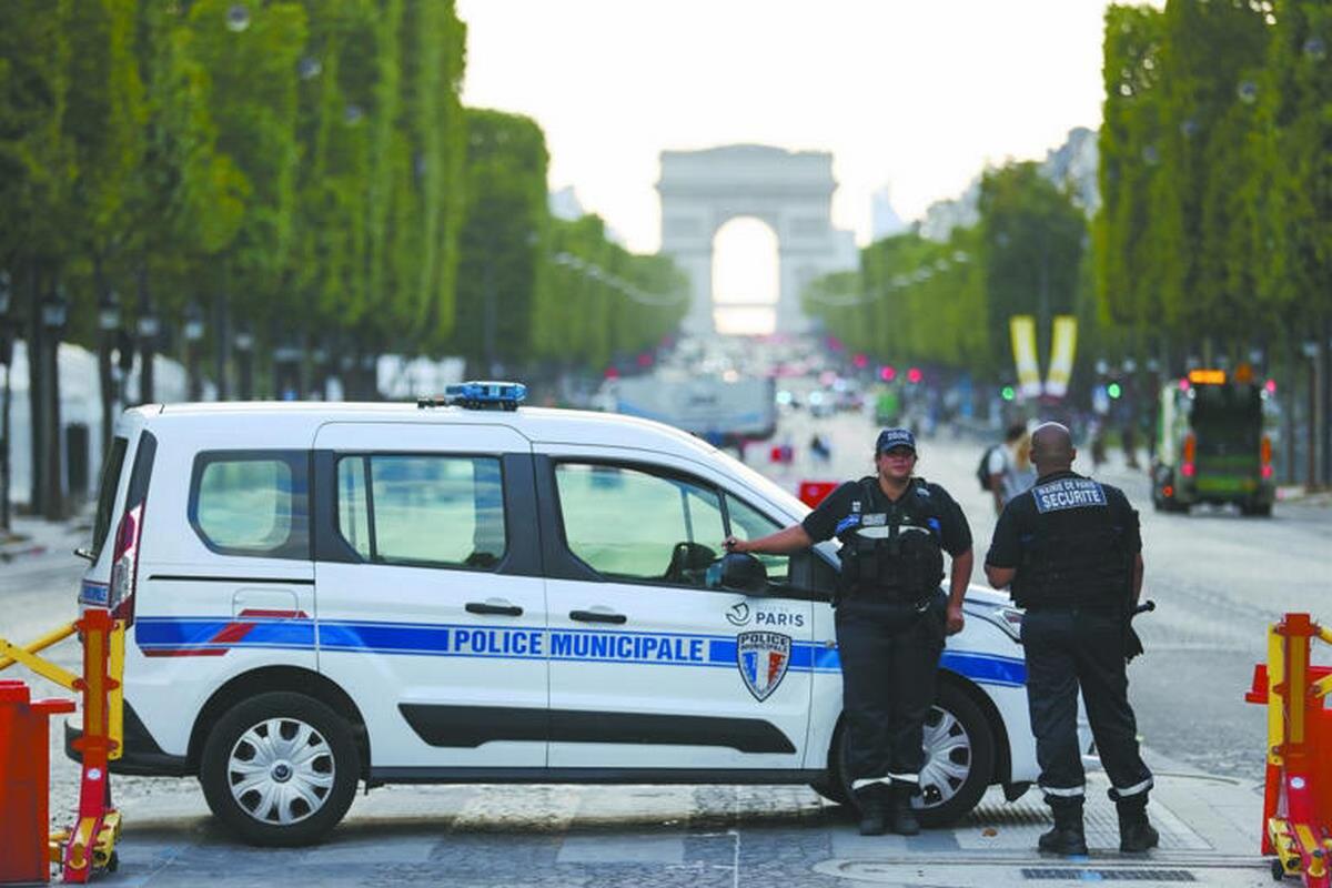 Francia mantiene despliegue de seguridad