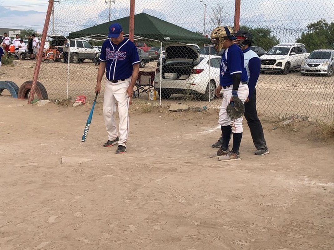 “Blue Jays” caen ante “Rangers”