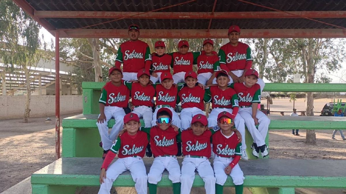 Recaudan fondos para competir en nacional de beisbol infantil