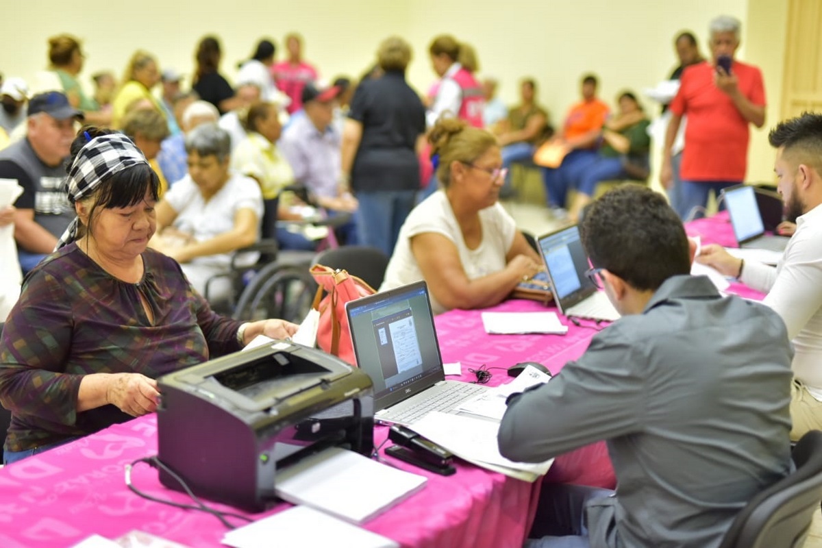 Miles se benefician con Brigada del Registro Civil en Acuña