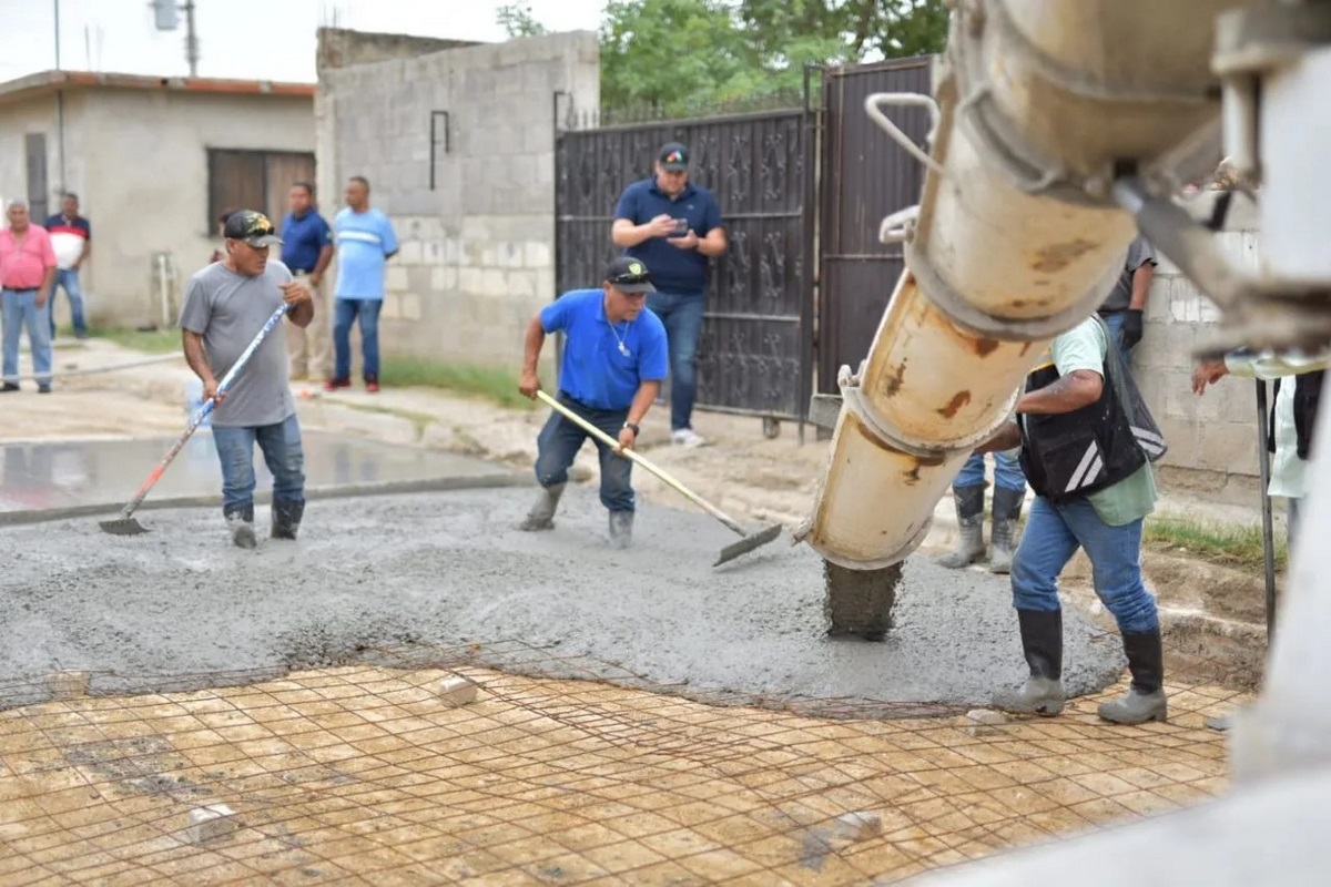 Vecinos vigilarán en sus colonias la calidad de las obras que realiza el municipio