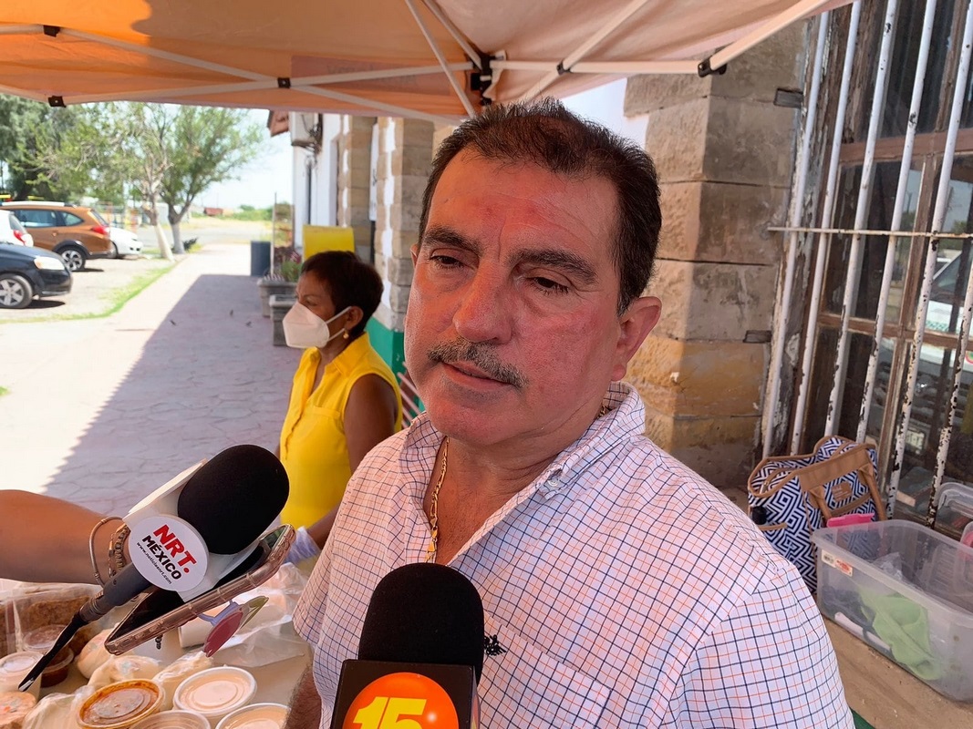 Buscan empresarios lecheros expender sus productos
