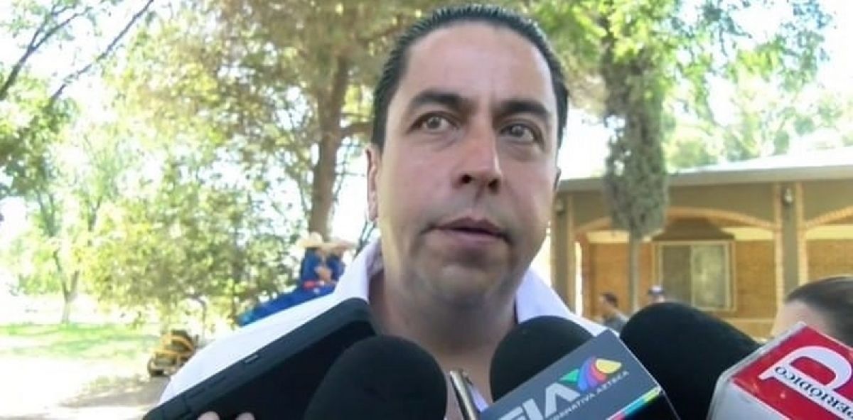 Es lamentable que los libros de texto sean un sistema de adoctrinamiento y se les dé poca importancia a las matemáticas