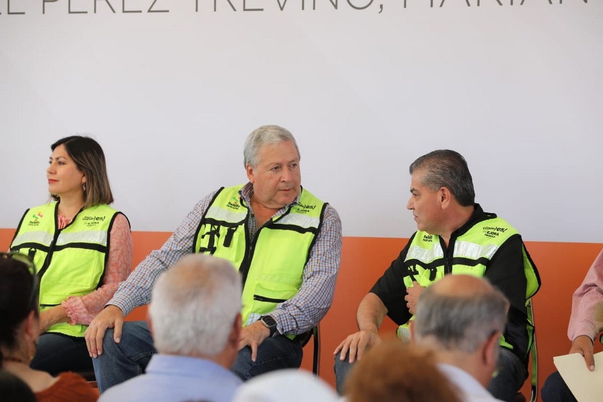 Arrancan Chema Fraustro y Riquelme repavimentaciones en zona centro