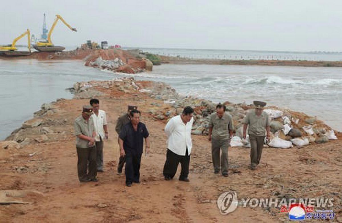 El líder norcoreano regaña al primer ministro por su actitud ‘irresponsable’ al inspeccionar la zona inundada