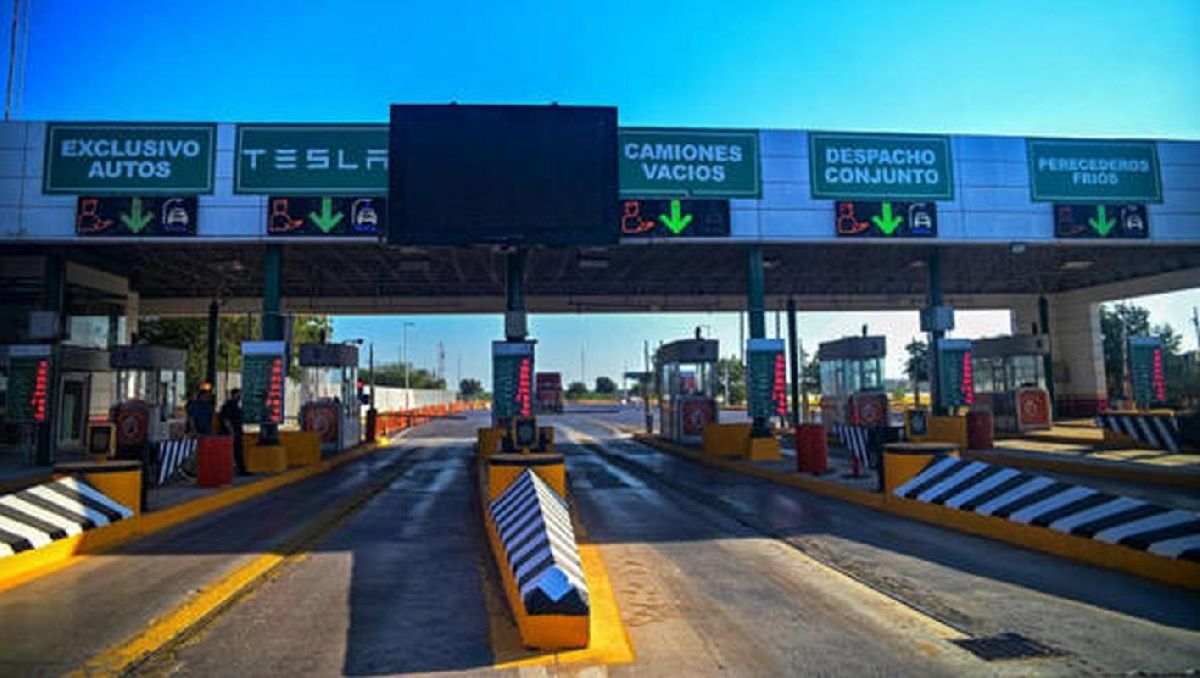 Laredo, Texas da aval para duplicar carriles en Puente Colombia