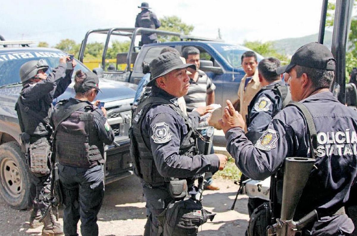 CJNG ataca a policías en Zitácuaro, Michoacán; mueren dos oficiales