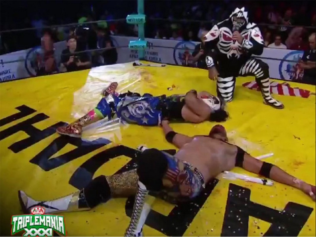 Sam Adonis pierde la cabellera y Psycho Clown sale lesionado en Triplemanía XXXI