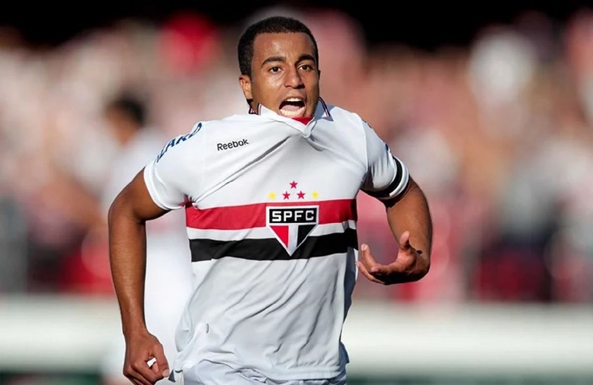 Lucas Moura rechaza a Rayados y firma su regreso a Sao Paulo