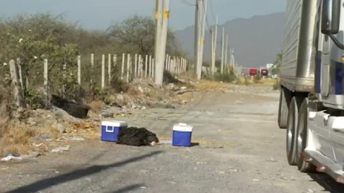 Hayan restos humanos en hieleras, en la Saltillo Monterrey.