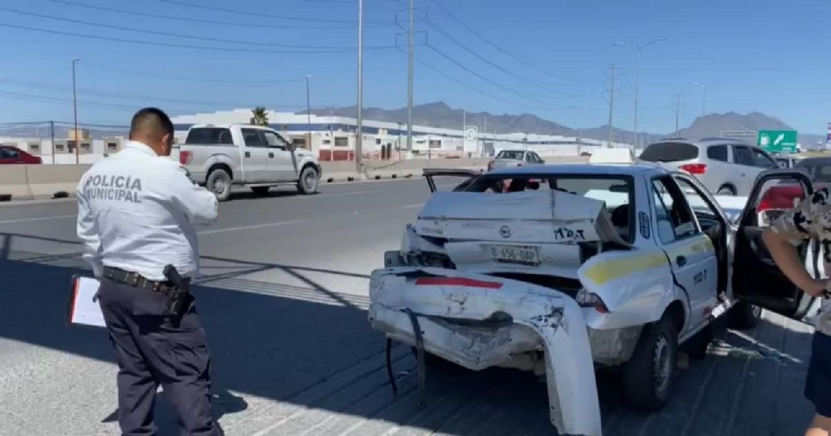 Se registra accidente por alcance con graves daños materiales