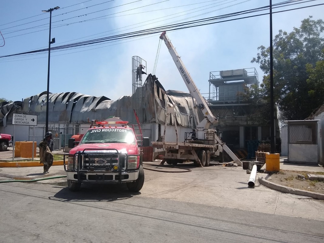 Arranca la demolición de Bodega Aurrera en Múzquiz
