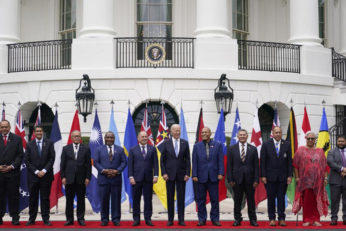 Se reúne Biden con líderes de islas del Pacífico para frenar a China