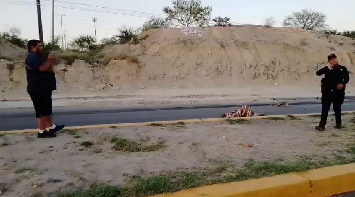 Motociclista atropellado sobre carretera Presa de la Amistad; Pierde la vida