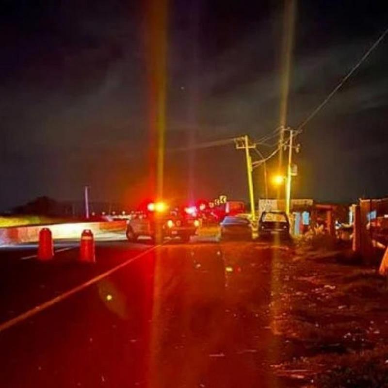 Conductores pasa por encima de restos humanos esparcidos en carretera Salvatierra-Celaya