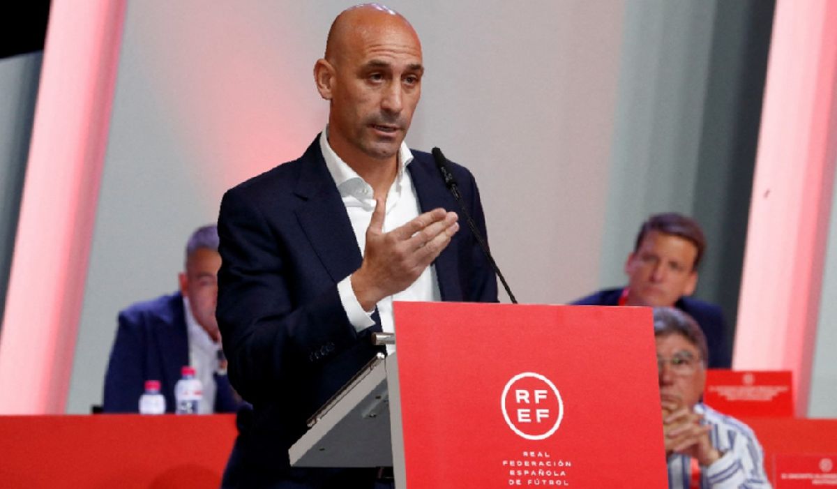 Luis Rubiales dimite como presidente de la Real Federación Española de Futbol