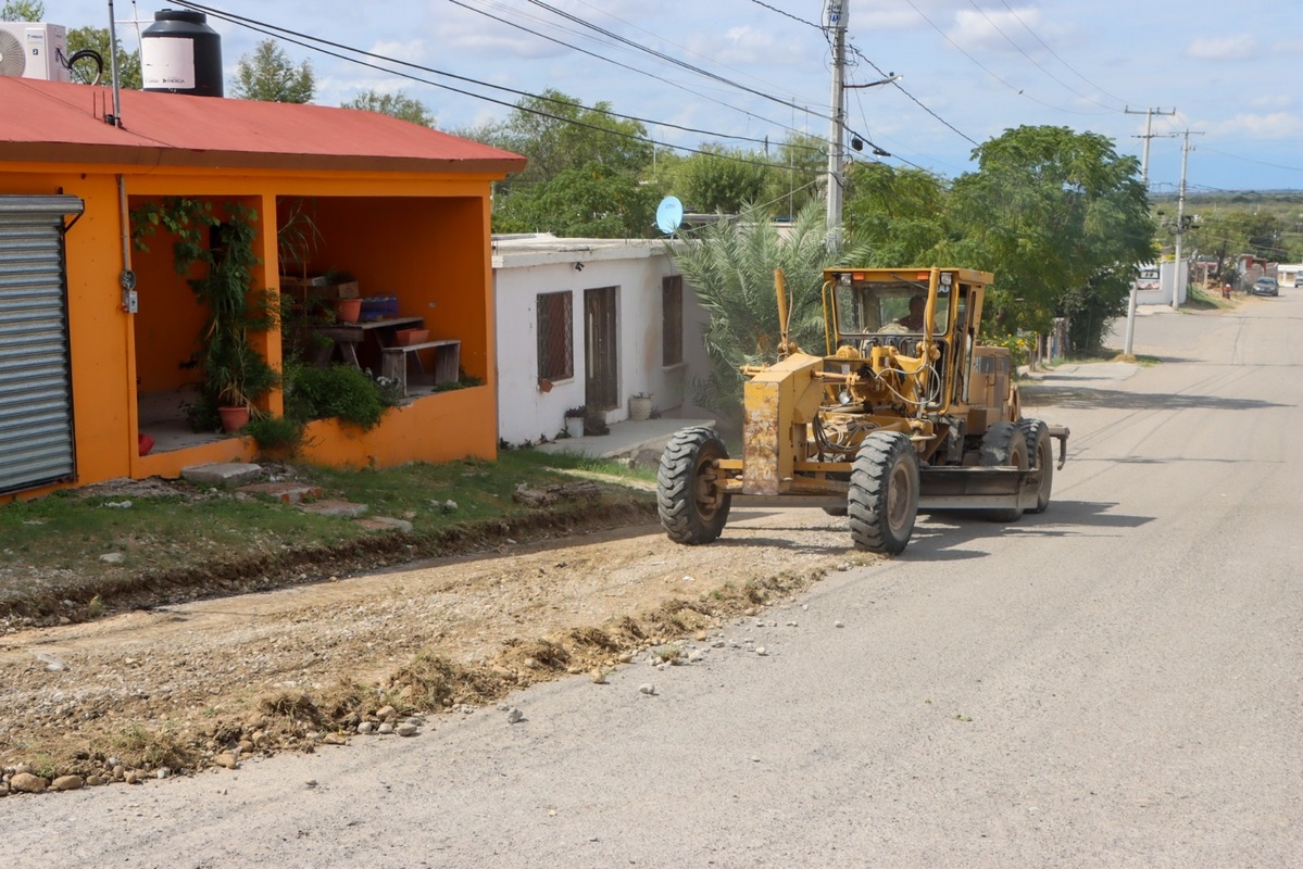 ARRANCAN PAVIMENTACIÓN EN LA SAN LUISITO DE NR