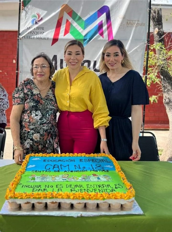 Tania Flores se solidariza con estudiantes del CAM 18 en Múzquiz